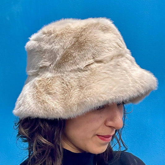 Cappello Pelliccioso - Vari Colori