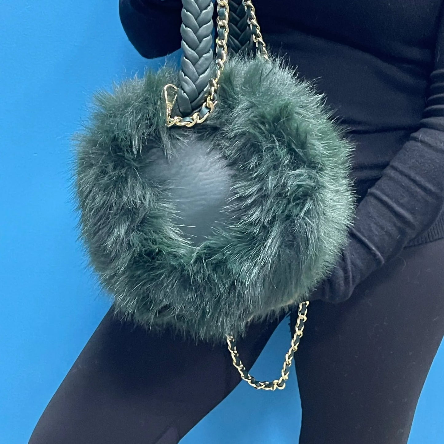 Borsa Bauletto Pellicciosa Verde con Tracolla Catenina