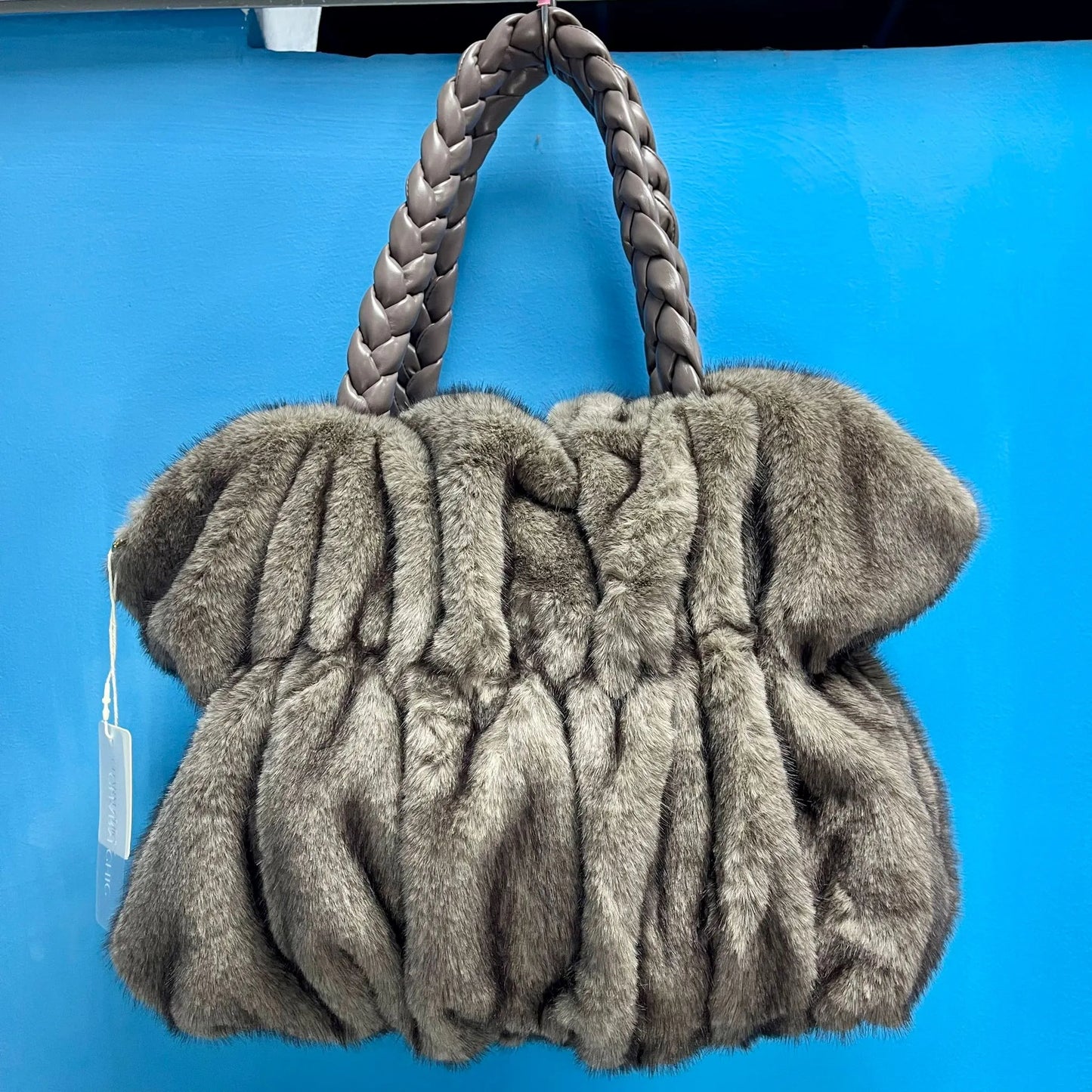 Borsa Pellicciosa con Tracolla Catenina