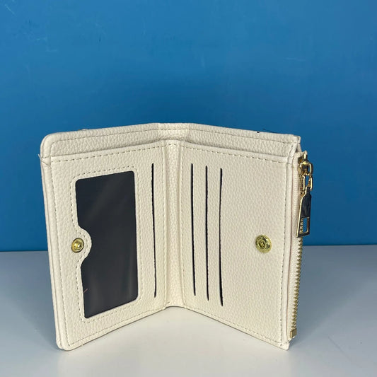 portafoglio donna piccolo di colore beige aperto