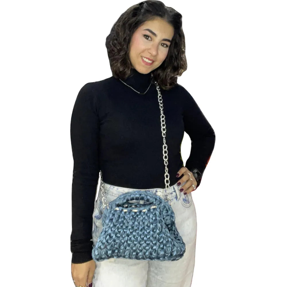 Clutch da 20 cm in Velluto Polvere di Zucchero con Swarovski