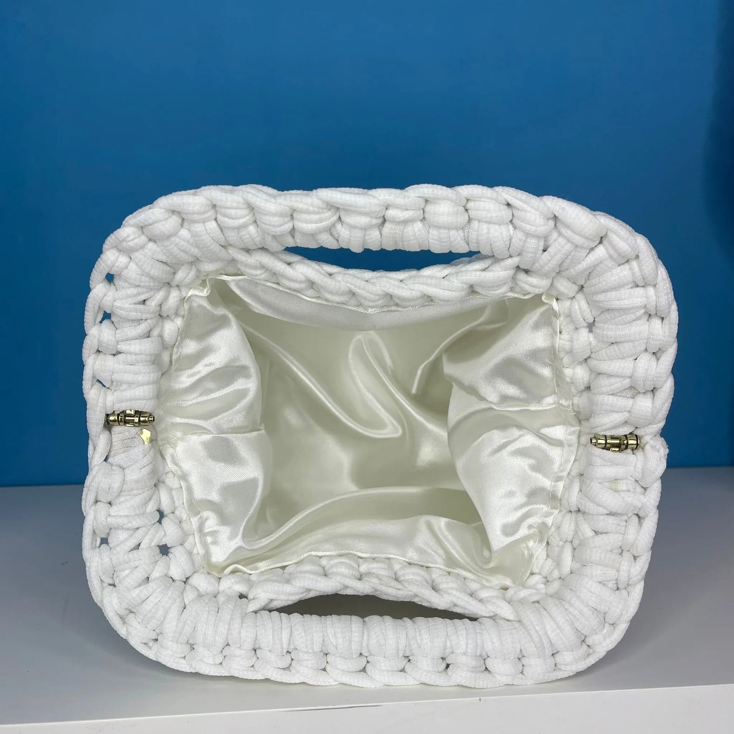 Clutch Total White 20 cm