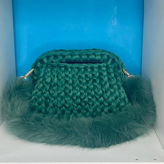 Clutch da 20 cm in Velluto Verde e Manico in Pelliccia
