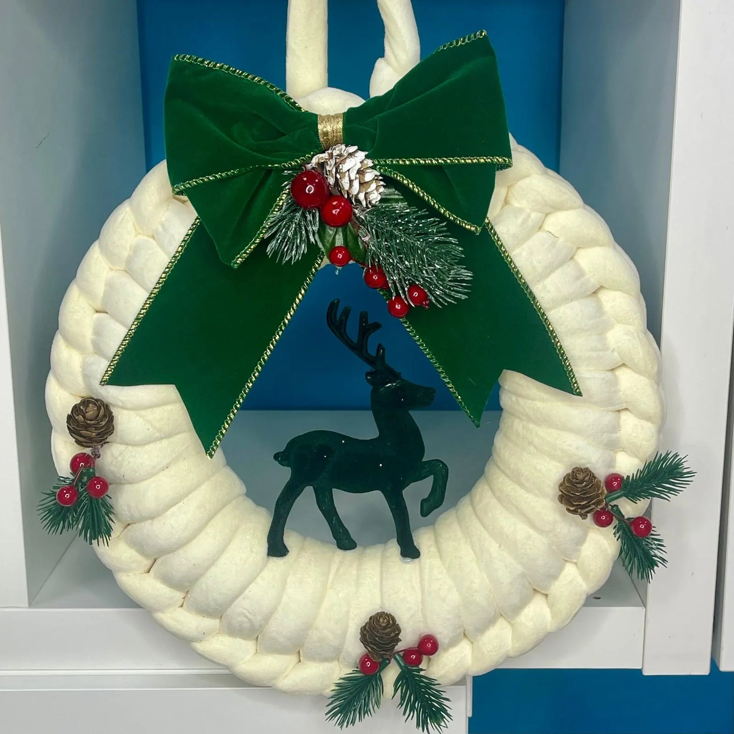 Ghirlanda Bianca - Realizzata a Mano