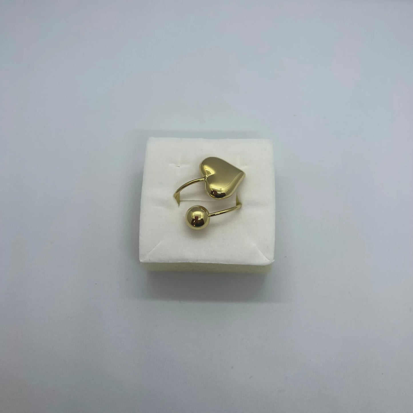 Anello Cuore con Sfera