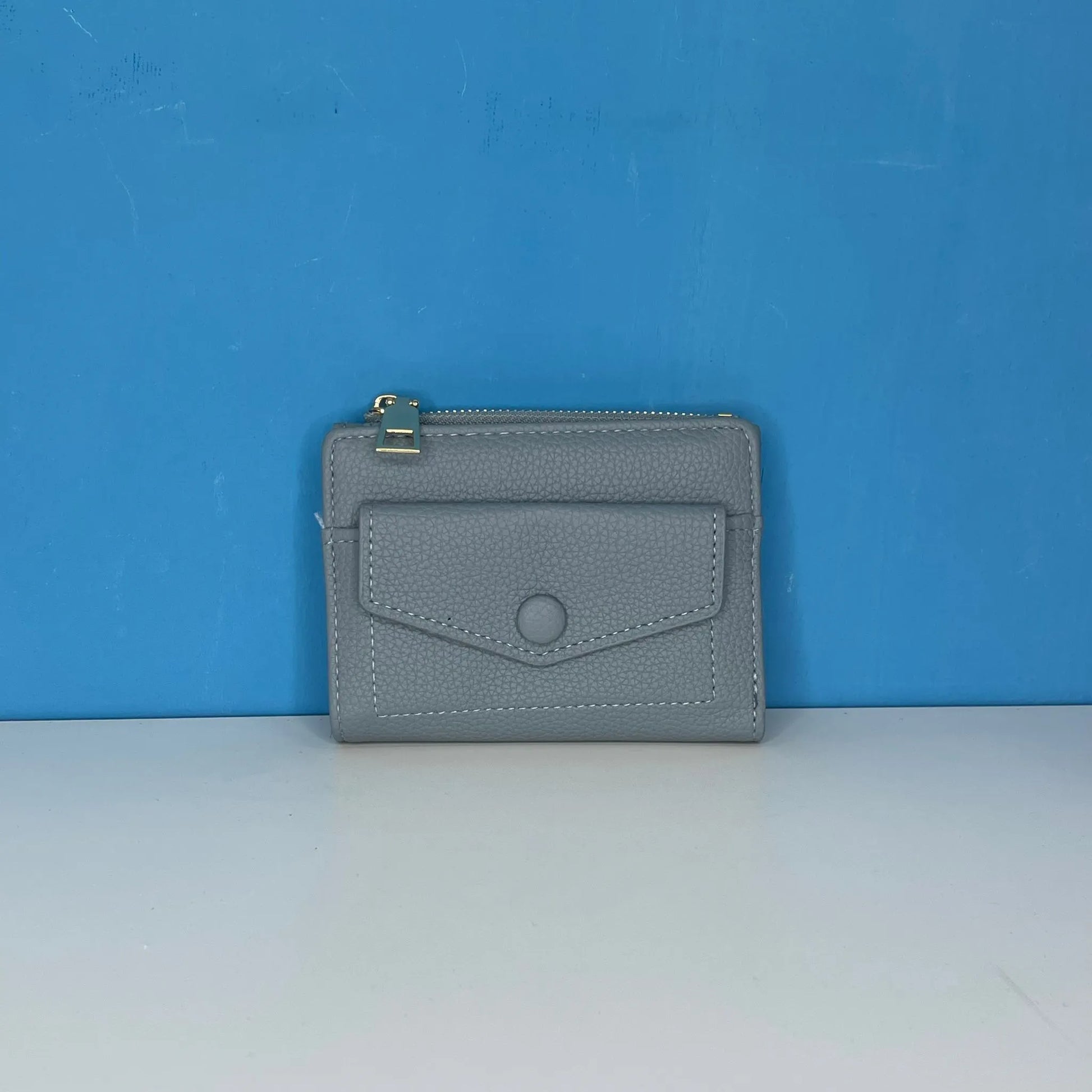 portafoglio donna piccolo di colore azzurro