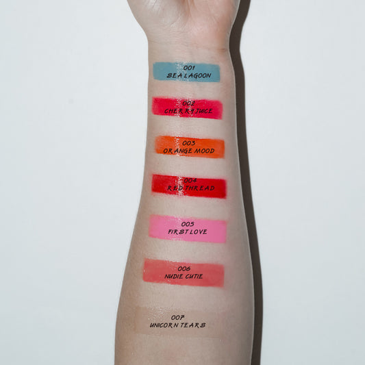 SODA - Lip Gloss Unicorn Tears 007