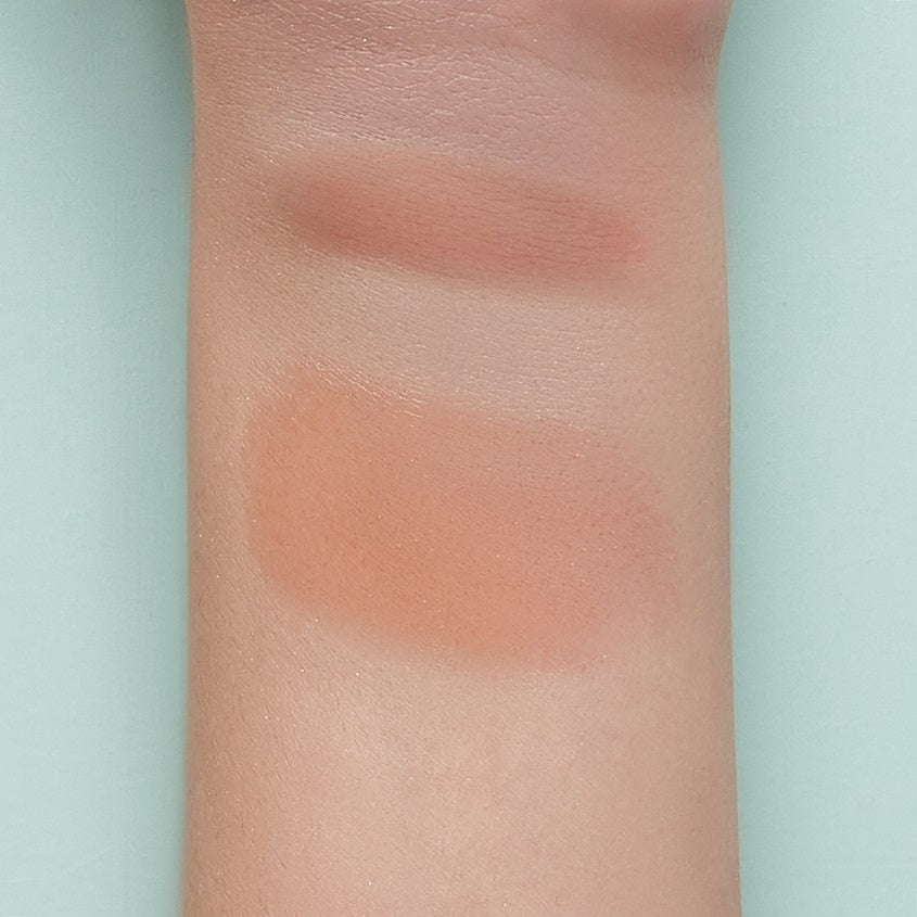 SODA -  My Melody Lip Oil 001