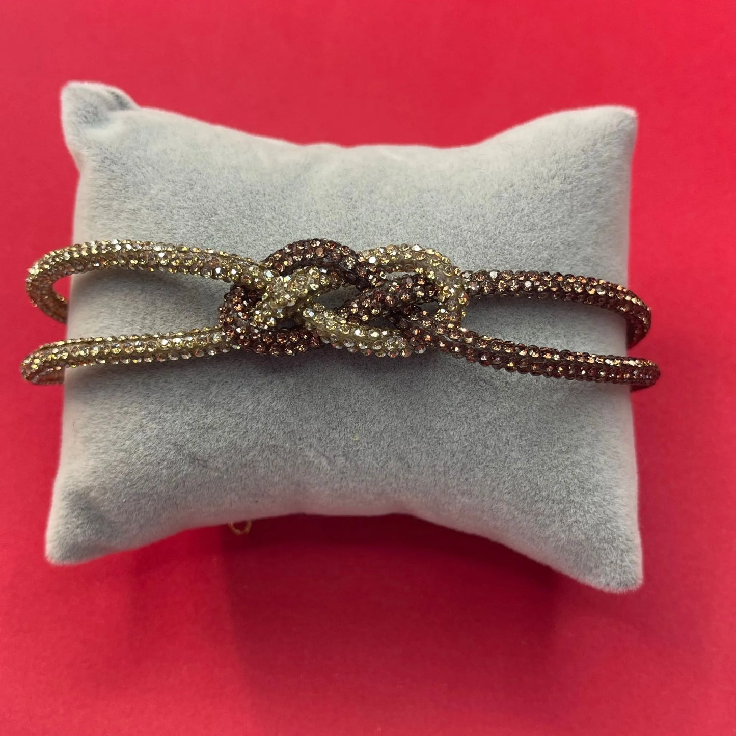 Bracciale Nodo Realizzato a Mano - Vari Colori