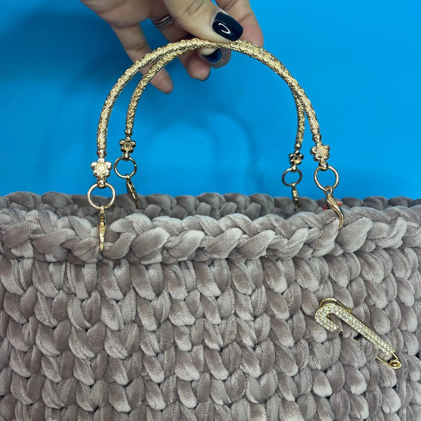 Borsetta in Velluto Beige Realizzata a Mano