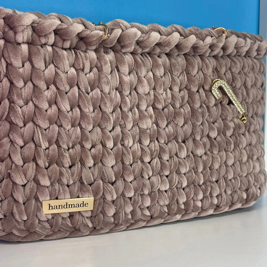 Borsetta in Velluto Beige Realizzata a Mano
